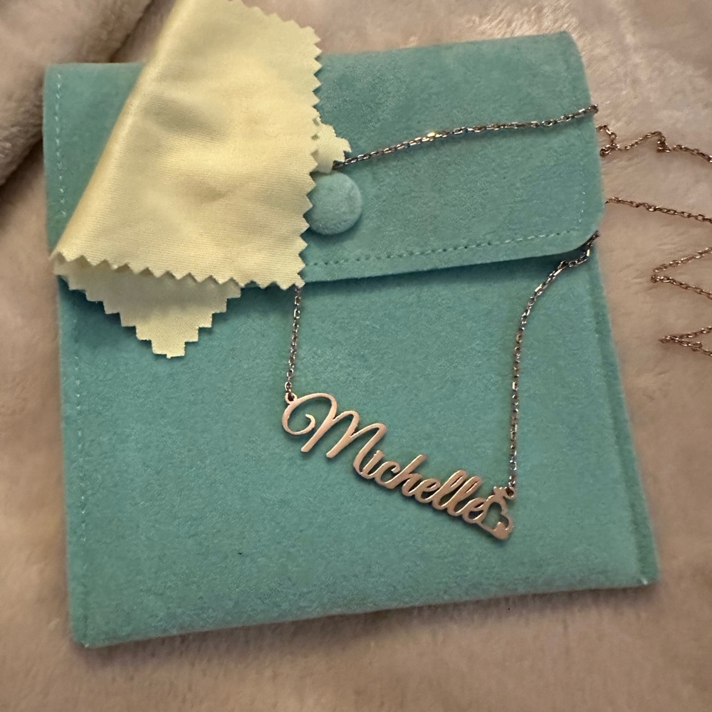 Personalized "Michelle" Nameplate Necklace - gold Tone